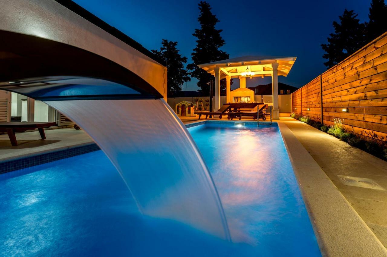 Villa Bila Vila Split - Where Life Meets Luxury & Nature Exterior photo